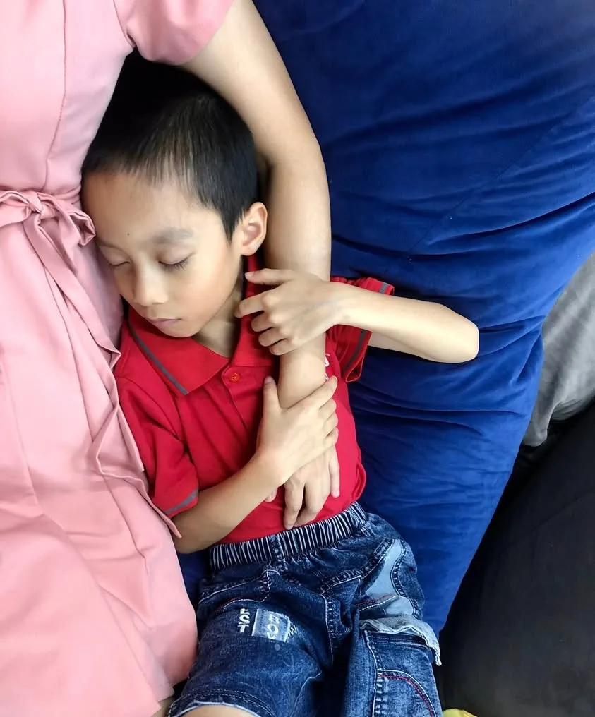 Sợi dây yêu thương giữa mẹ và con